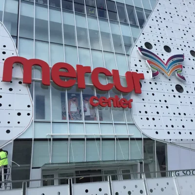 firme luminoase 061_webp