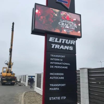 totemuri publicitare